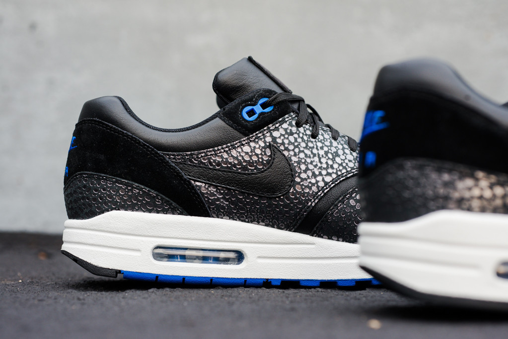 Nike_Air_Max_1_Deluxe_Black_-_Hyper_Cobalt_684708_001_150_Sneaker_Politics_Hypebeast_11_1024x1024