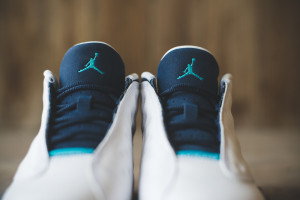 Erakorraline! Müügile saabus limiteeritud kogus retro Air Jordan tosse