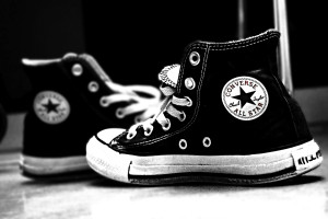 Armas Hooligan Hamleti lugeja, Converse vajab just sind