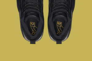 Drake toob meile musta värvi Air Jordan 10 OVO