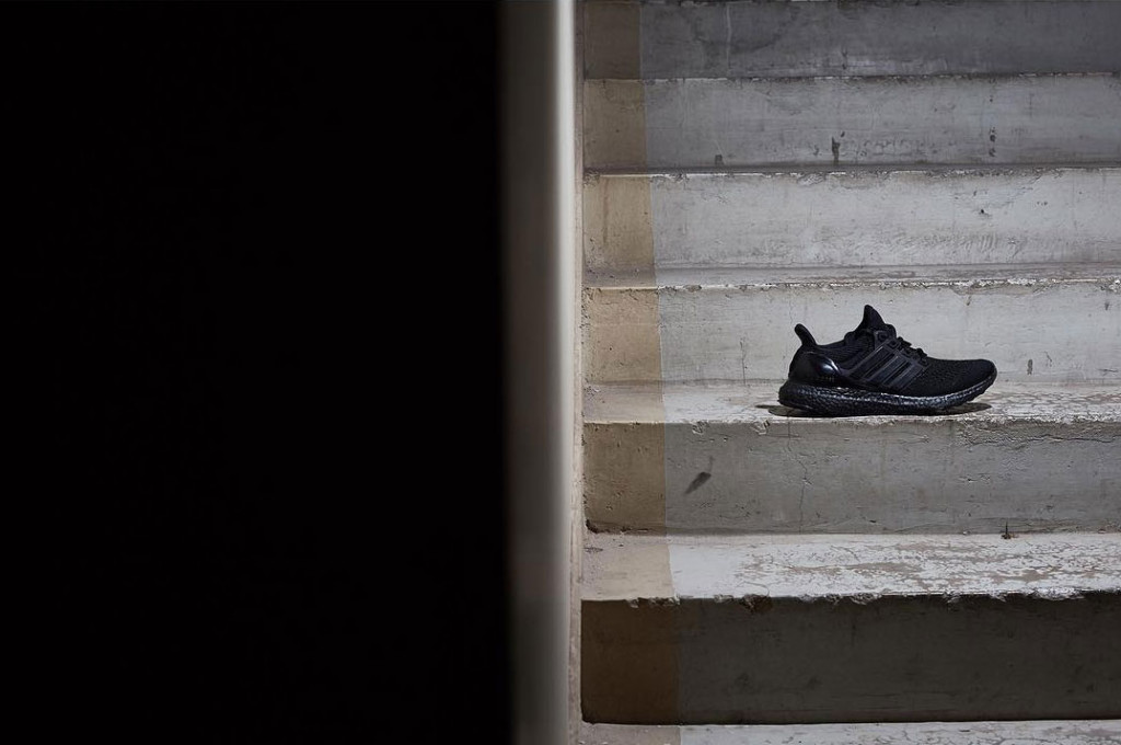 adidas-ultra-boost-triple-black-3