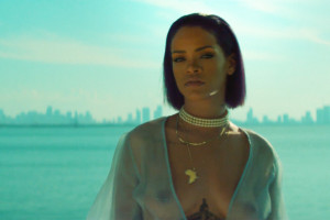 Rihanna uus video "Needed Me"