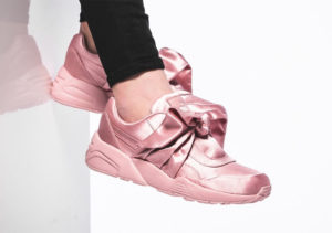 Rihanna x PUMA Fenty uued ketsid on kaunistatud suure lipsuga