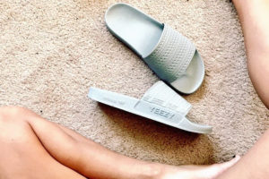 Yeezy Slides - Kanye plätuga Pärnumaranda